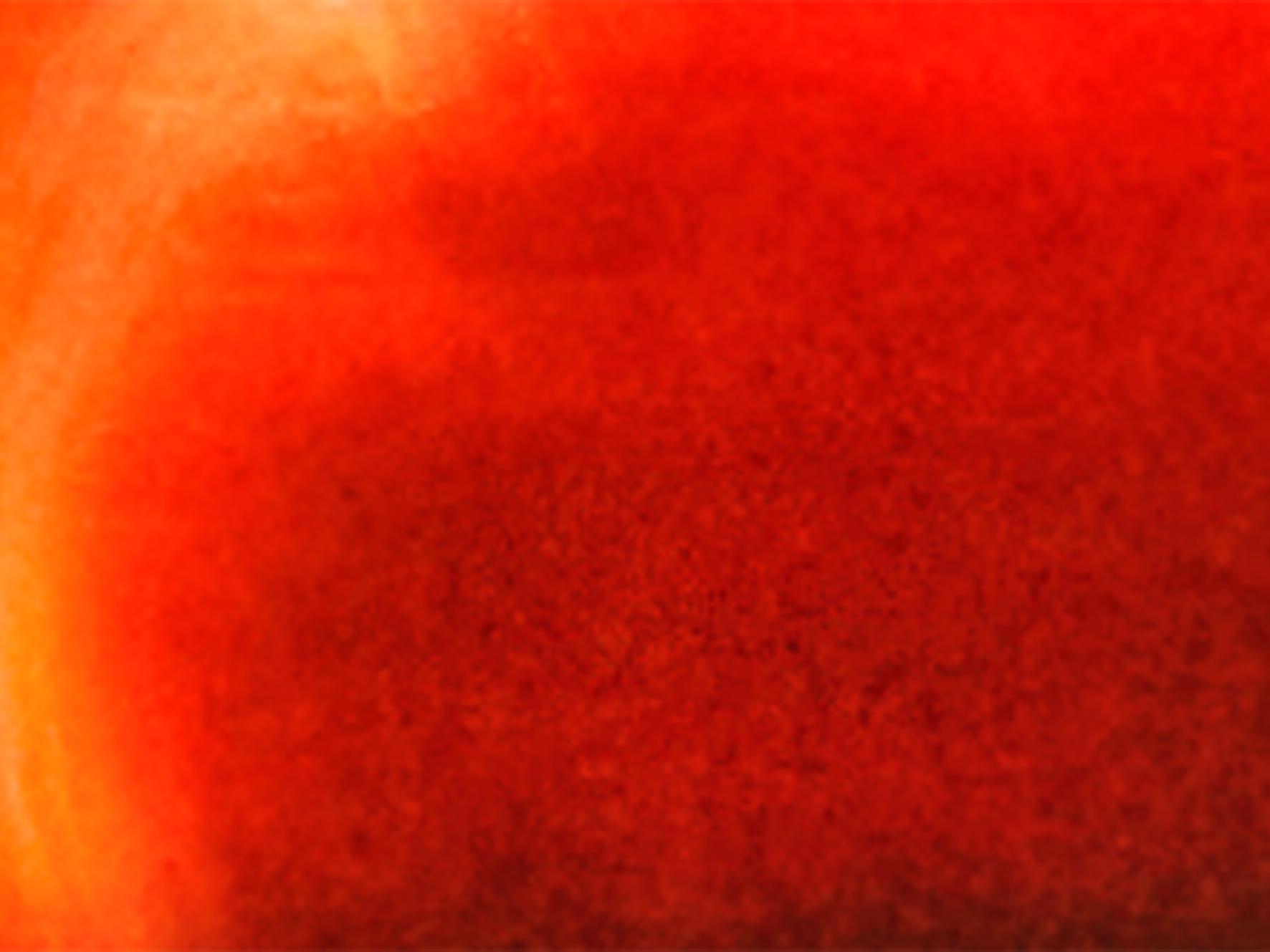 ein Bild in Rottönen, am linken Rand ist ein zarter gelber Halbkreis gemalt