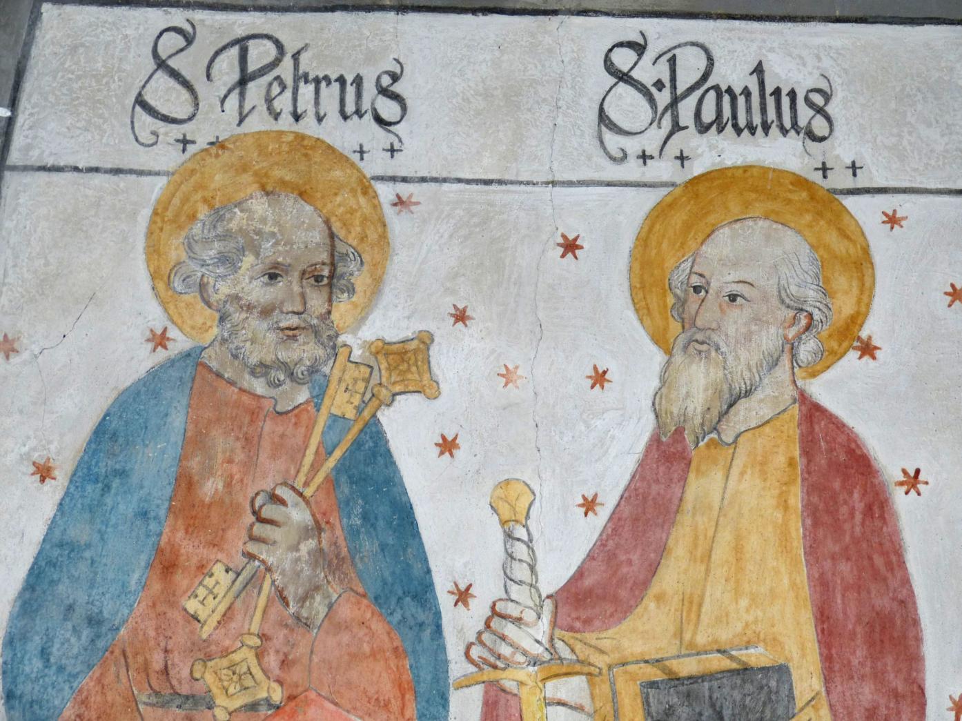 wir sehen ein Wandbild mit Apostel Paulus und Apostel Petrus